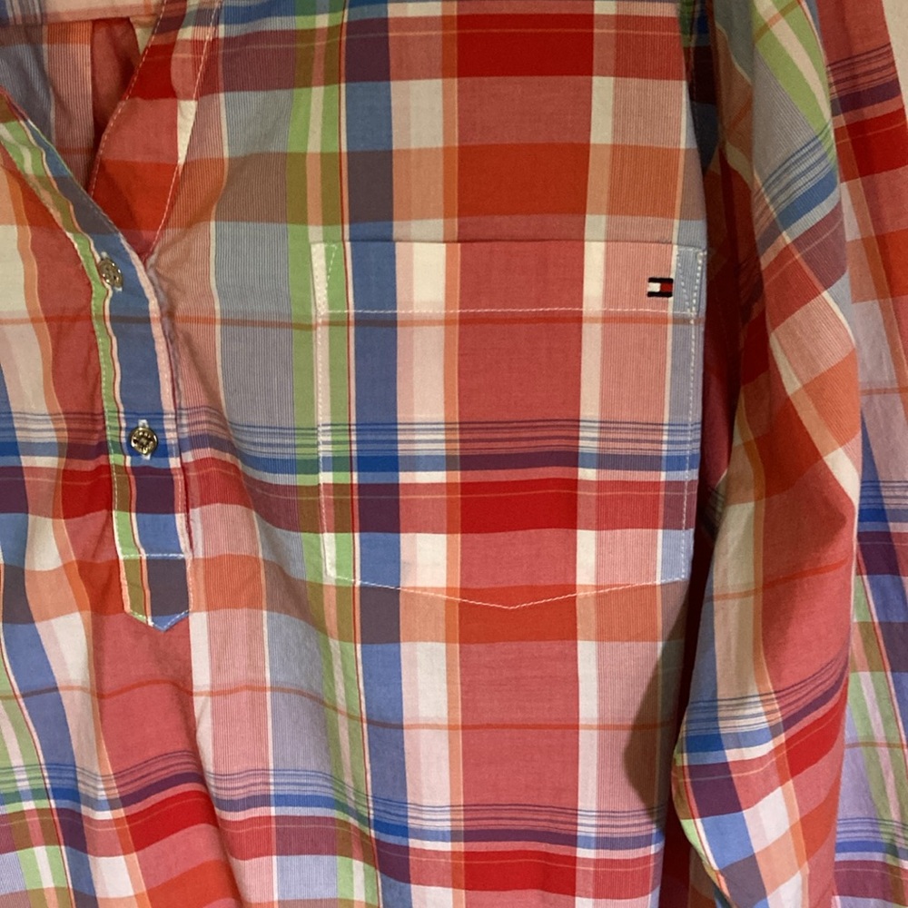Tommy Hilfiger Size 1X colorful Plaid Long sleeves V neck shirt Made in India - Picture 8 of 12
